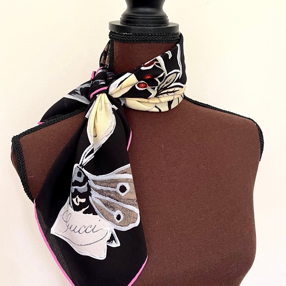 Gucci Scarf Kris Knight Butterfly Flora Black Silk Wrap with Gucci Gift Box - Picture 10 of 15